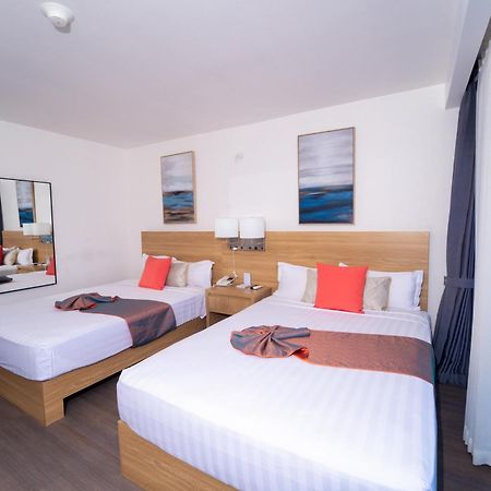 Hotel 39 Jamaica 몬테고 베이 외부 사진