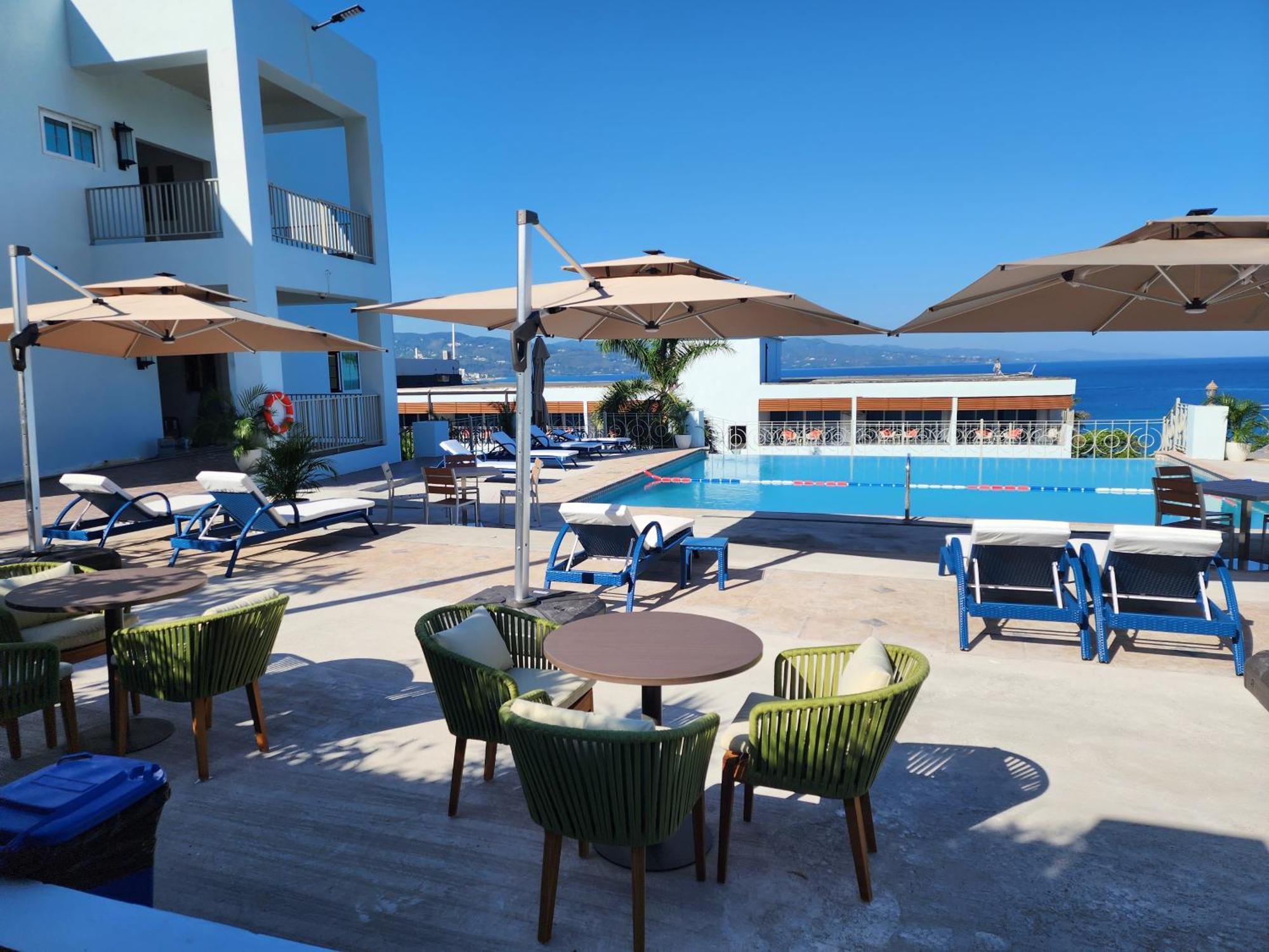Hotel 39 Jamaica 몬테고 베이 외부 사진