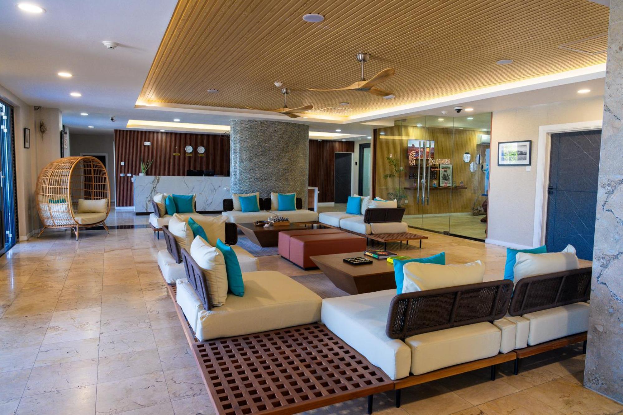 Hotel 39 Jamaica 몬테고 베이 외부 사진
